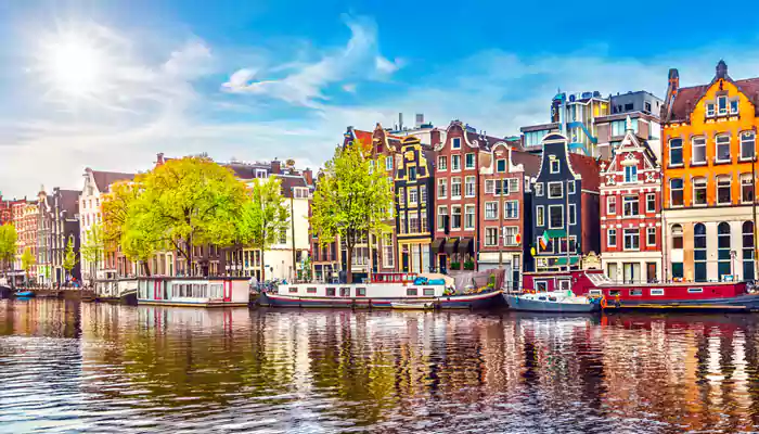 Planning a visit to Amsterdam? Here are some things that must be on your to-do list?