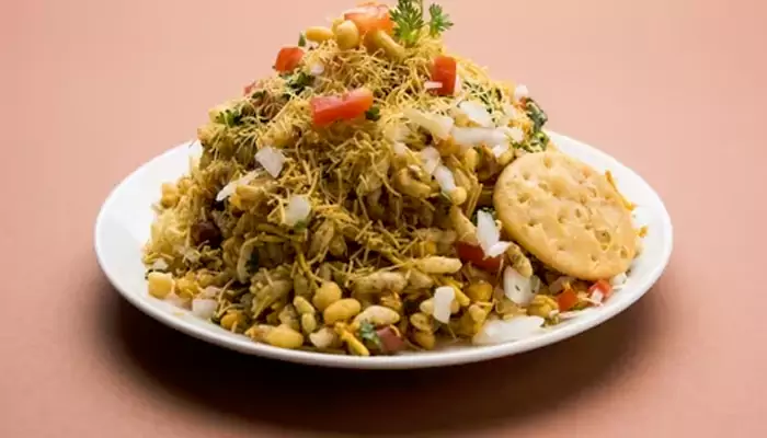 . 6 Authentic Dishes from Ayodhya You Can't Miss!