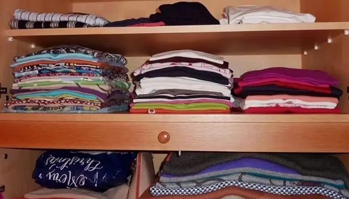 Efficient Closet Organization: Strategies for a Tidy Wardrobe