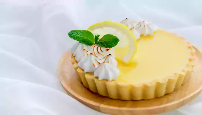 When life gives you lemons, make dessert! 5 tasty lemon based desserts that you can make at home