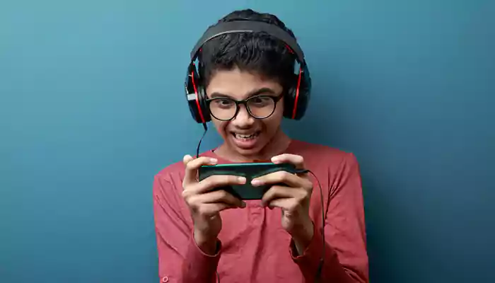 Mobile Gaming Mastery: Pro Tips for Success